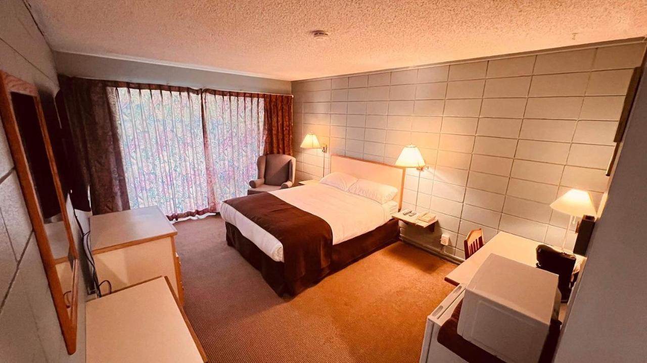Airport Inn Порт-Гарді Екстер'єр фото