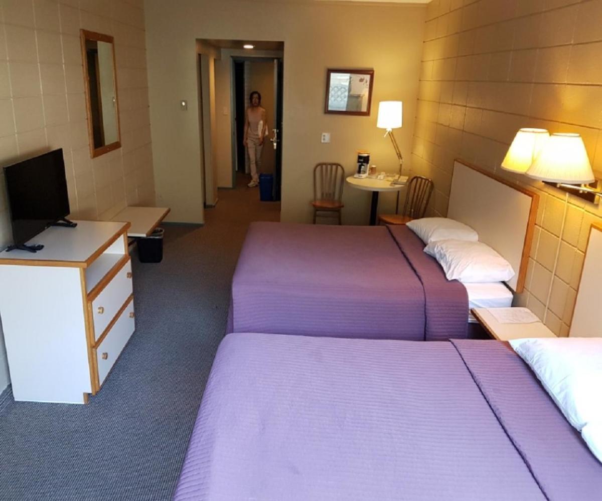 Airport Inn Порт-Гарді Екстер'єр фото